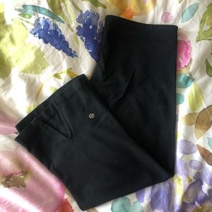 Older style lulu capris with back slit